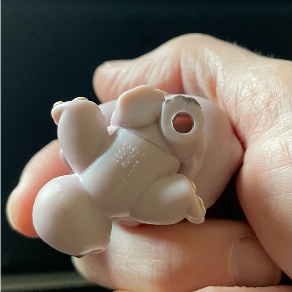 Littlest Pet Shop LPS 1027, Persian Kitty Cat Purple Gray Eye Patch - Picture 7 of 8